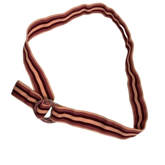 Vintage Belt stretchable/ adjustable with bejewelled buckle design - Picture 2 of 9